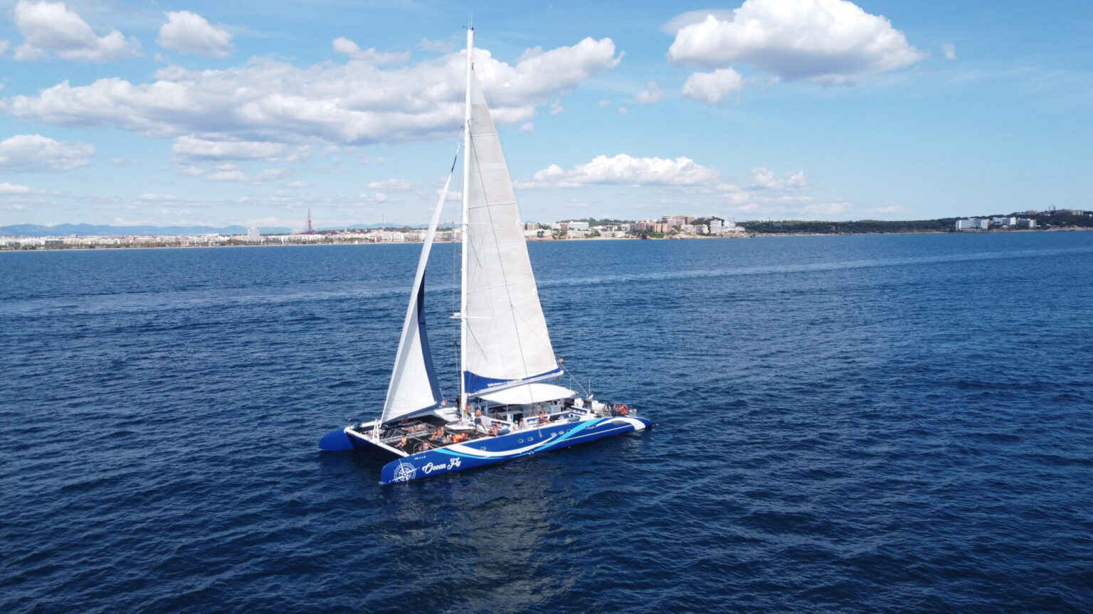 Boat And Catamaran Trips In Cambrils And Salou Creuers Costa Daurada boat-and-catamaran-trips-in-cambrils-and-salou-creuers-costa-daurada