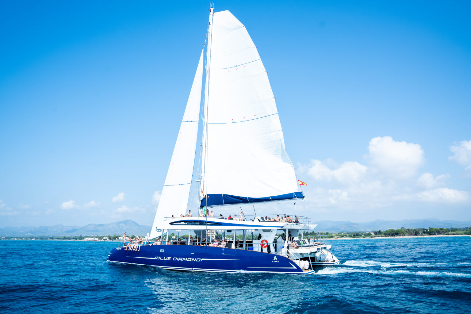 Boat And Catamaran Trips In Cambrils And Salou Creuers Costa Daurada boat-and-catamaran-trips-in-cambrils-and-salou-creuers-costa-daurada