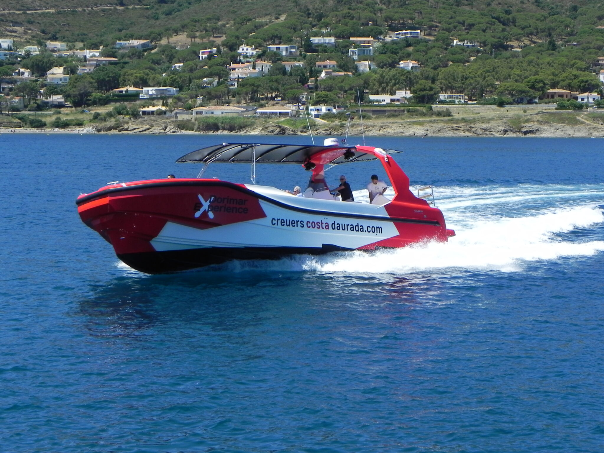 HIGH SPEED BOAT